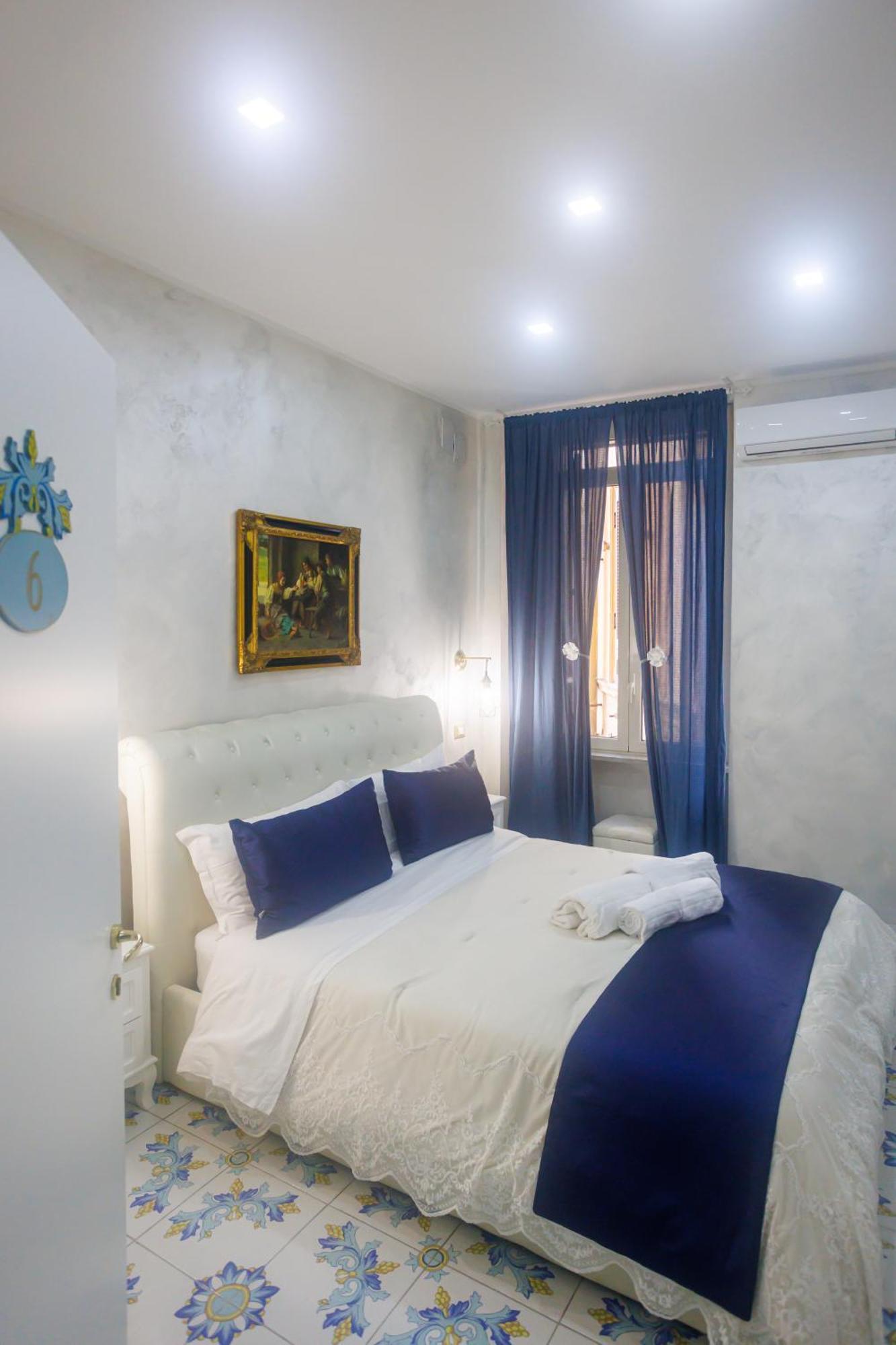 Alma Adry Bed & Breakfast Napoli Bagian luar foto
