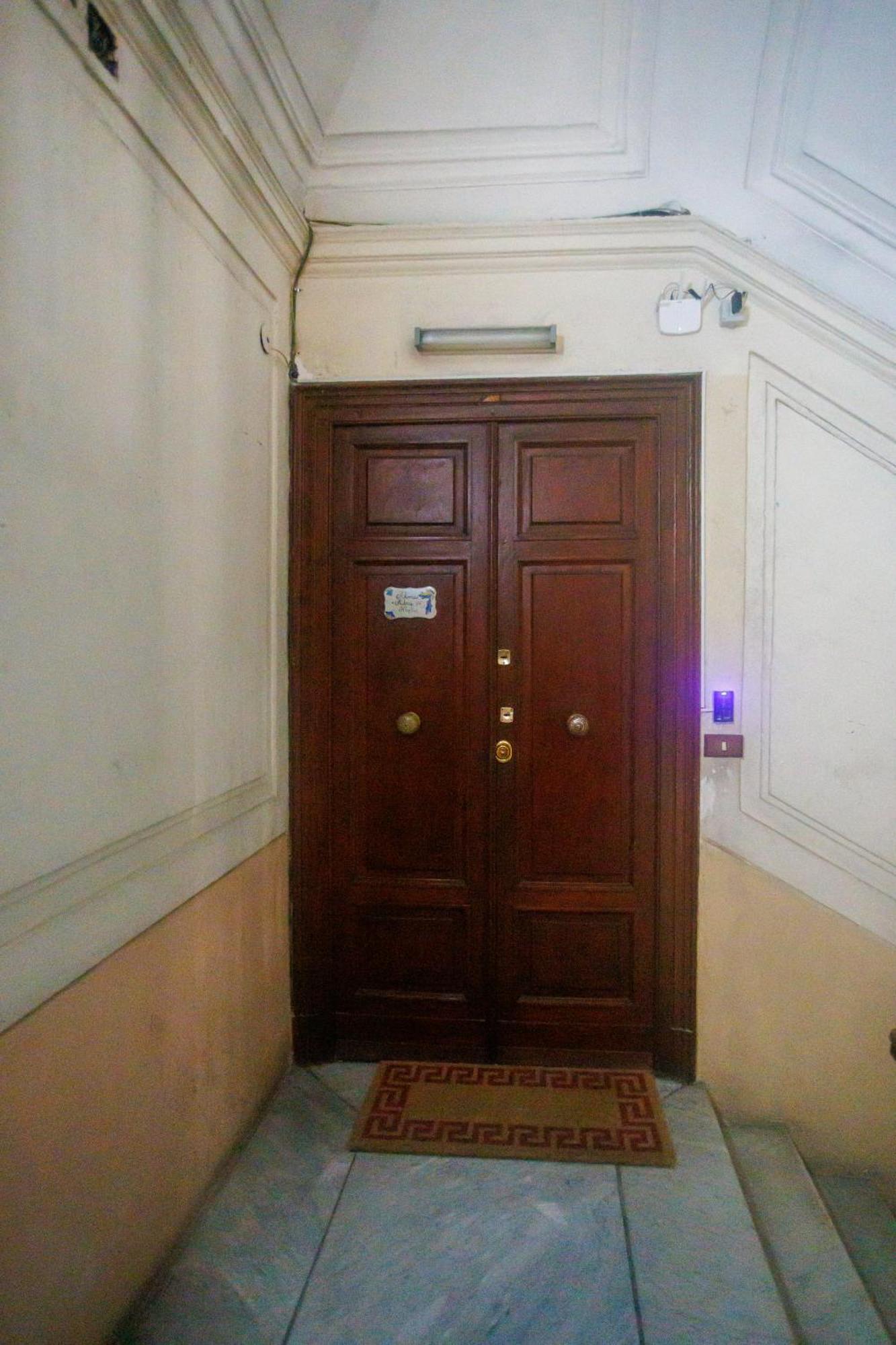 Alma Adry Bed & Breakfast Napoli Bagian luar foto