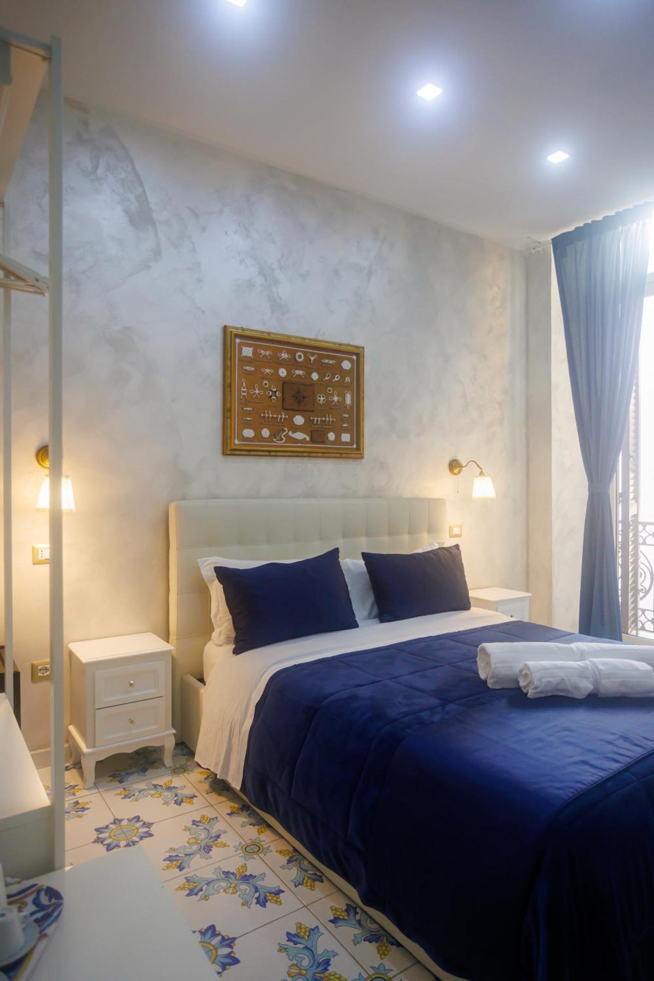 Alma Adry Bed & Breakfast Napoli Bagian luar foto