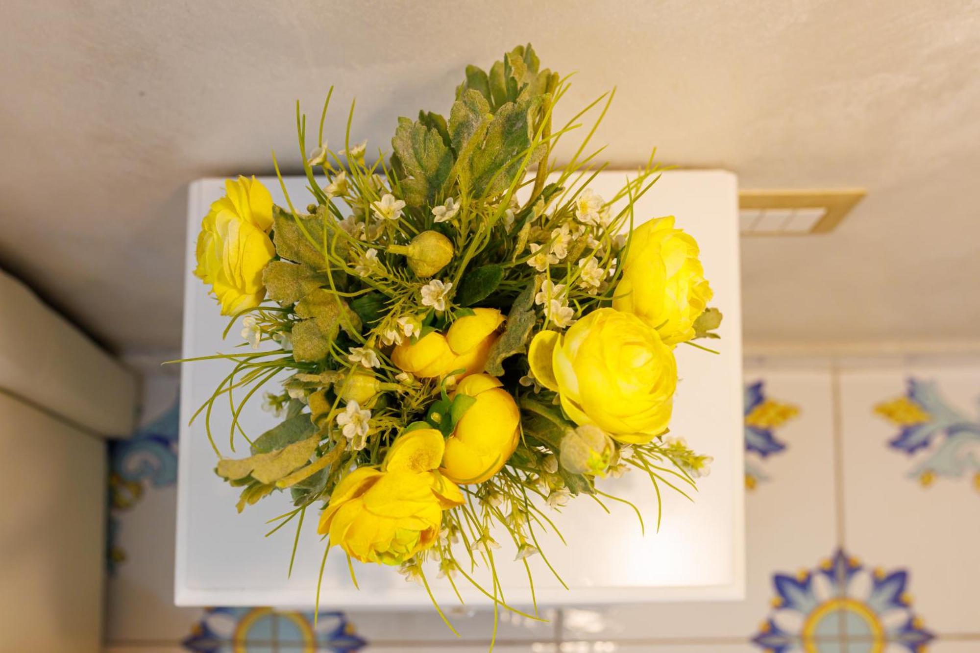 Alma Adry Bed & Breakfast Napoli Bagian luar foto