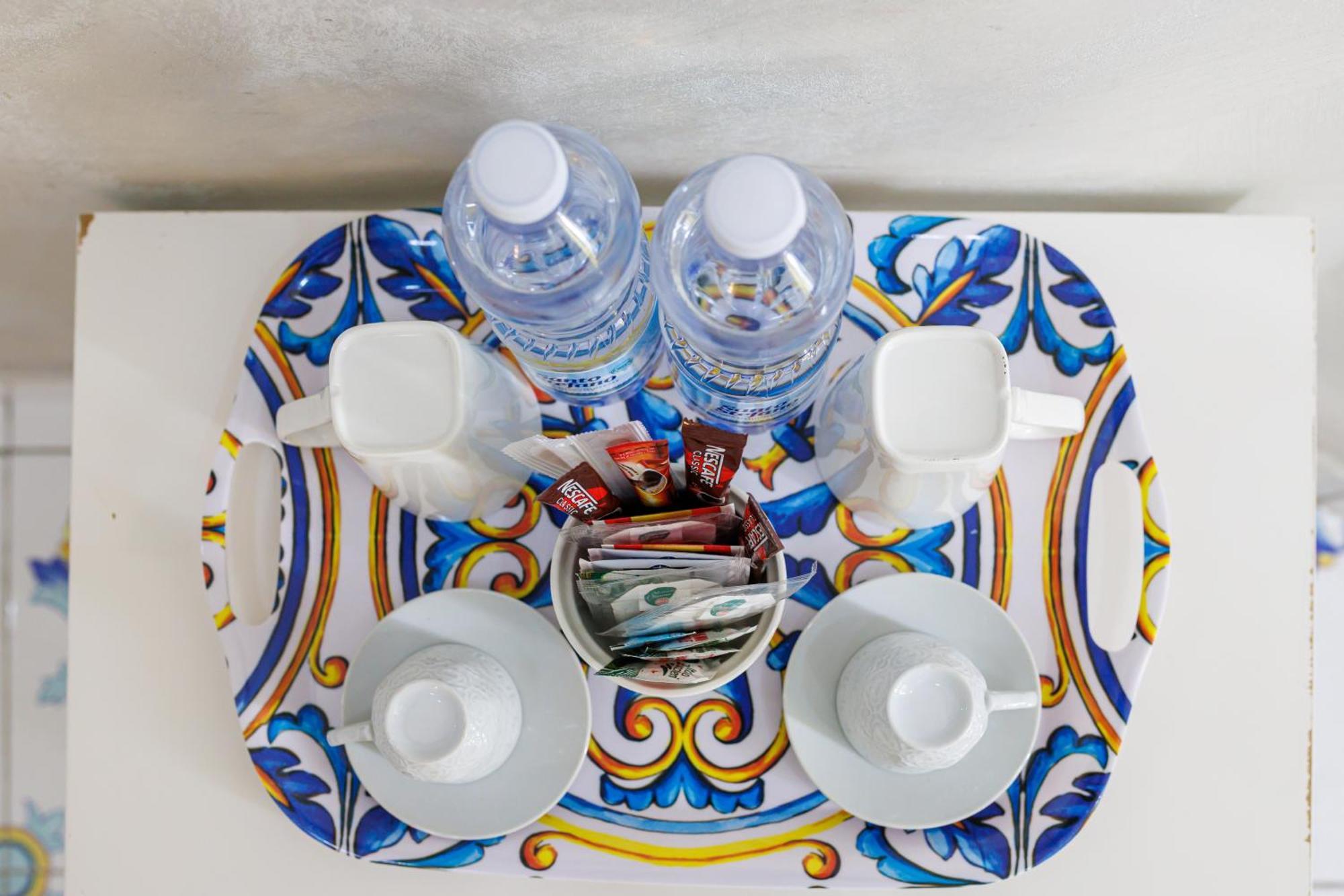 Alma Adry Bed & Breakfast Napoli Bagian luar foto