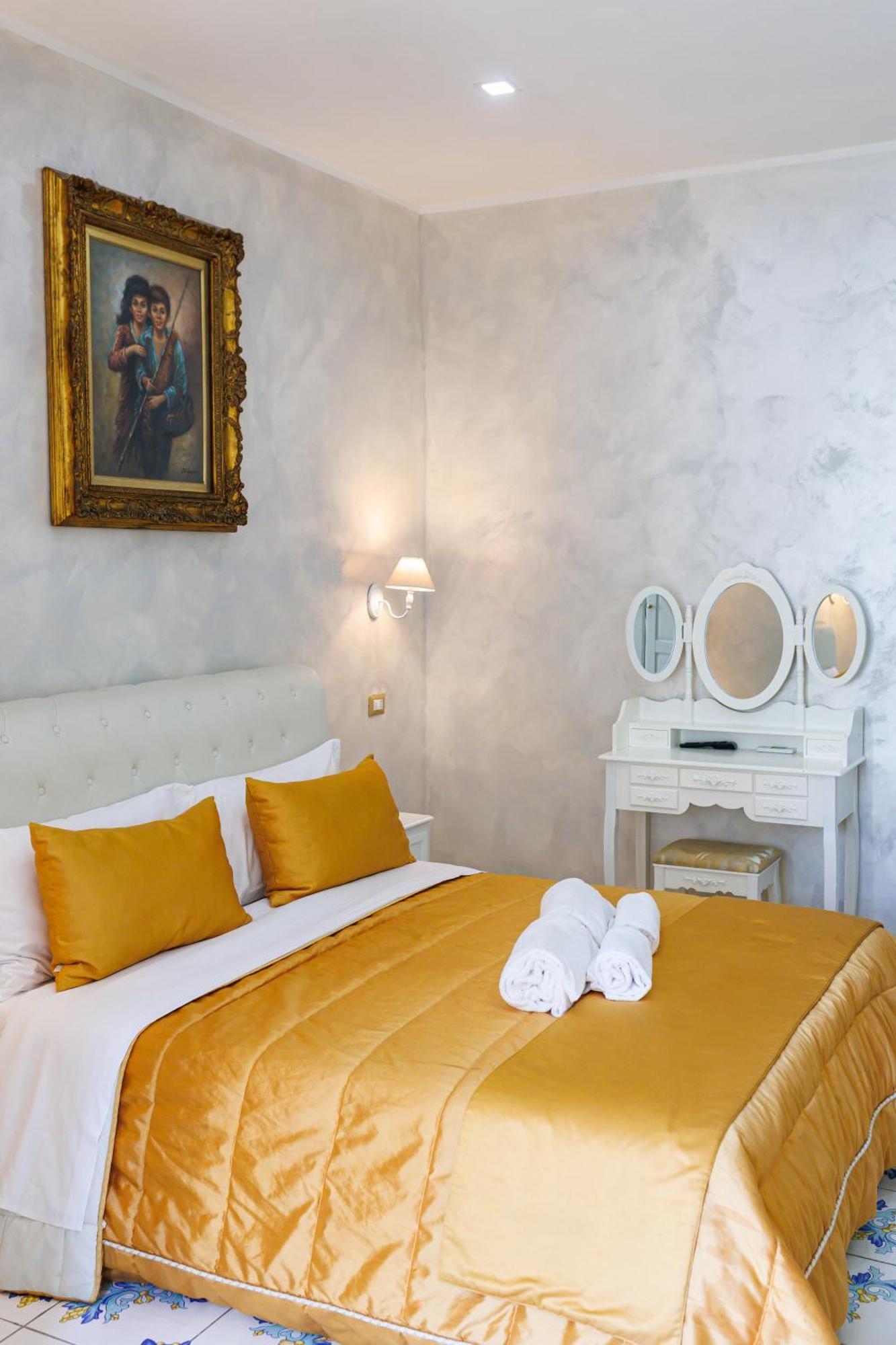 Alma Adry Bed & Breakfast Napoli Bagian luar foto